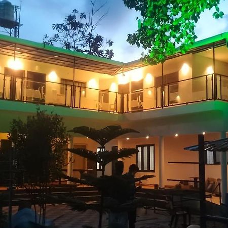 Koshy'S Beach Front Homestay Марарикулам Екстериор снимка